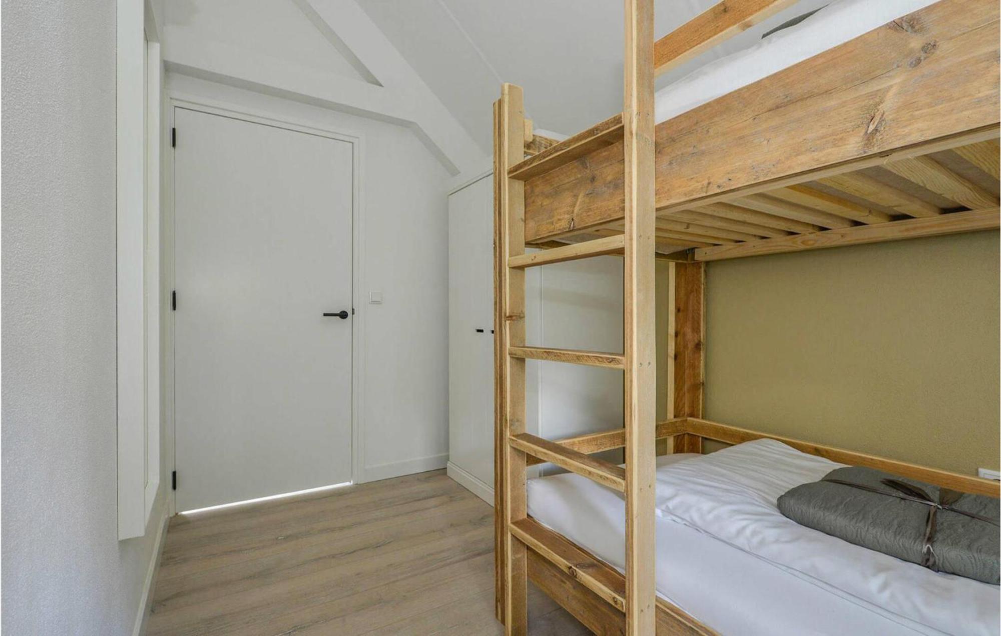 3 Bedroom Gorgeous Home In Kerkdriel Екстериор снимка